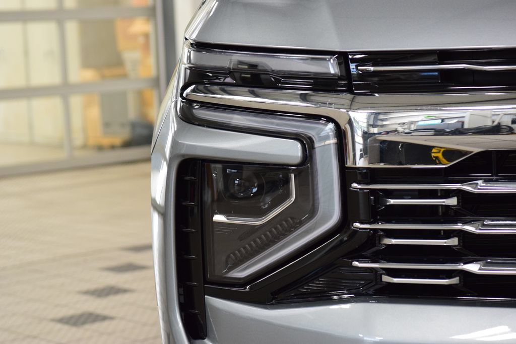 2026 Chevrolet Suburban Premier - Photo 12