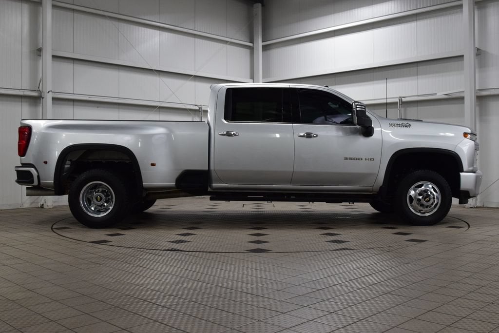 2022 Chevrolet Silverado 3500HD High Country - Photo 9