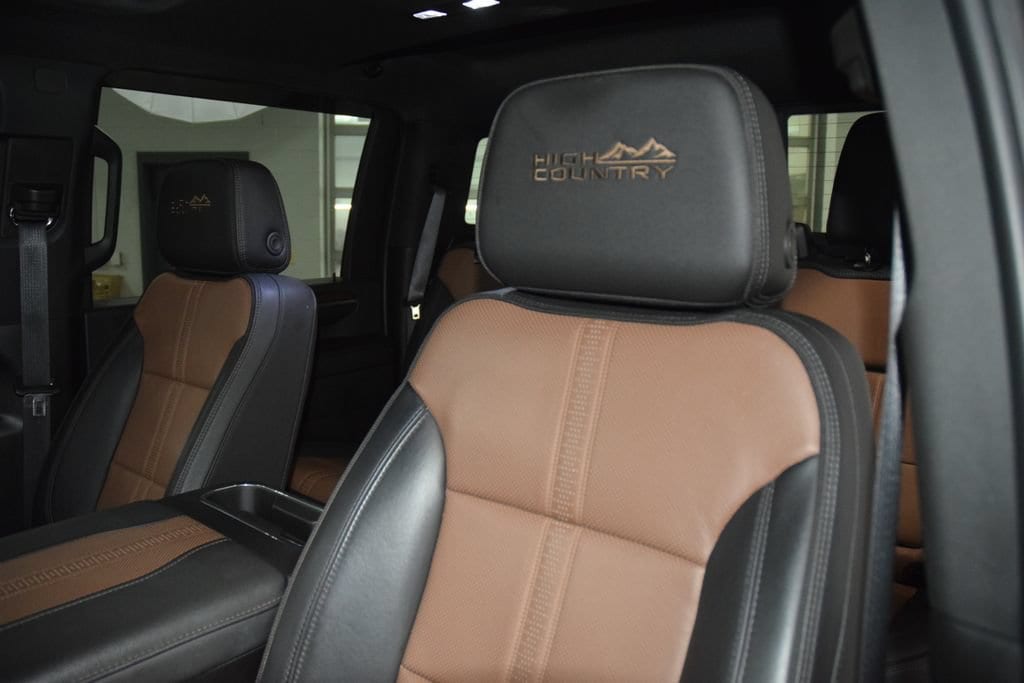 2024 Chevrolet Silverado 3500HD High Country - Photo 47