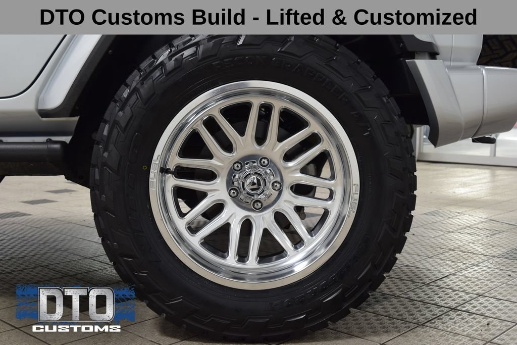 2024 Jeep Wrangler 4-Door Sahara - Photo 23