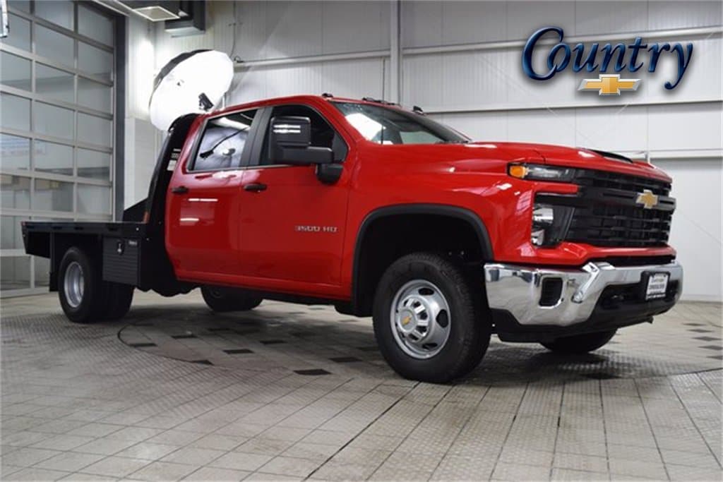 2025 Chevrolet Silverado HD WT's photo