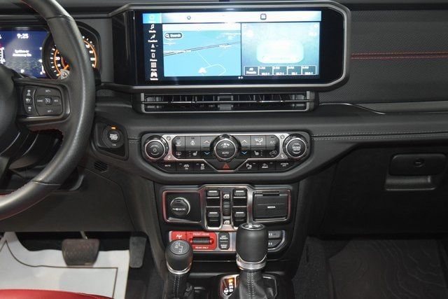 2024 Jeep Wrangler 4-Door Rubicon 392 - Photo 33