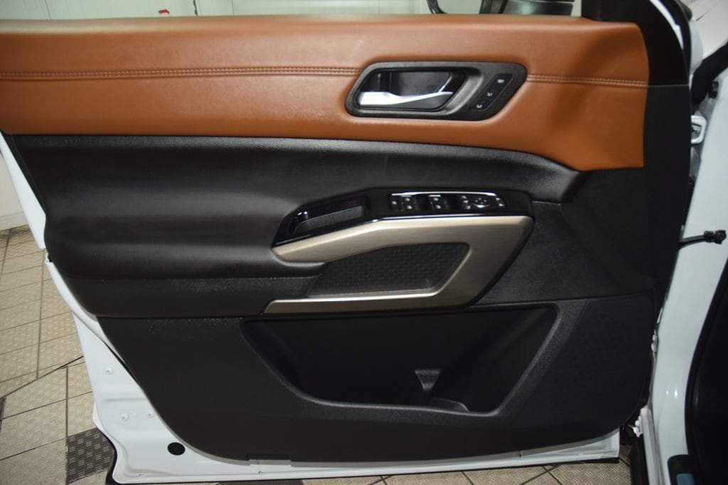 2025 Nissan Pathfinder Platinum - Photo 45