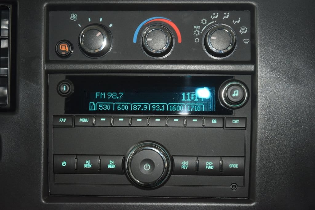 2026 Chevrolet Express Passenger LS - Photo 22