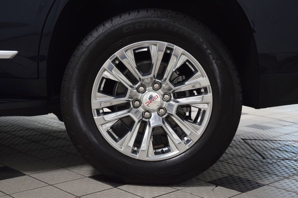 2024 GMC Yukon Denali - Photo 29