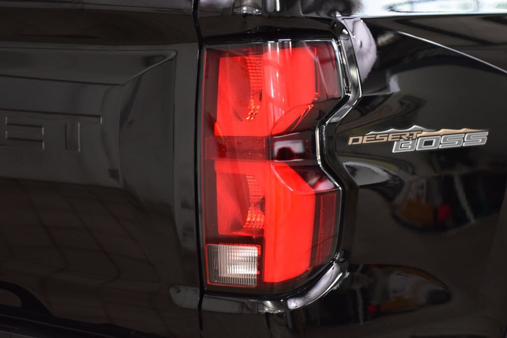 2023 Chevrolet Colorado ZR2 - Photo 21