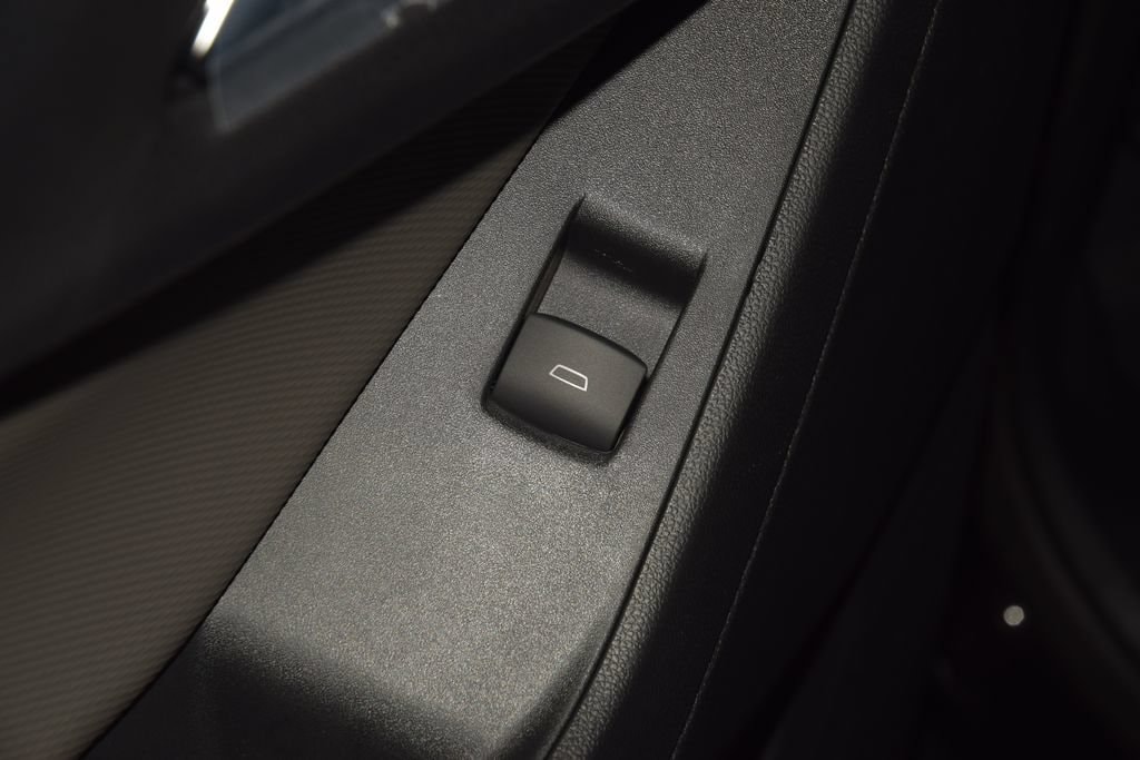 2027 Chevrolet Equinox LT - Photo 43