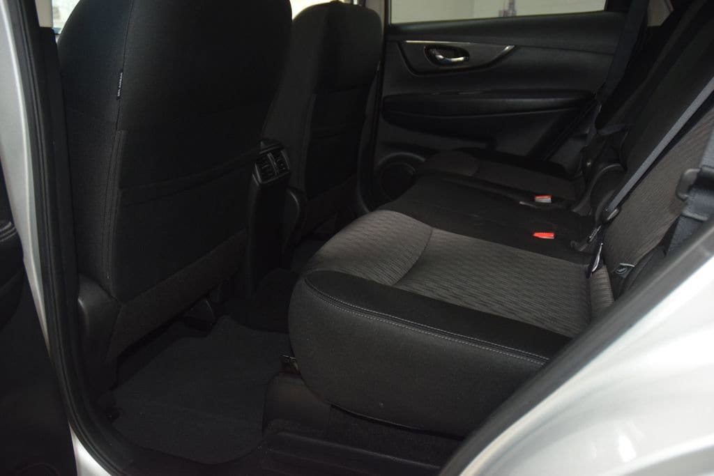 2018 Nissan Rogue SV - Photo 42