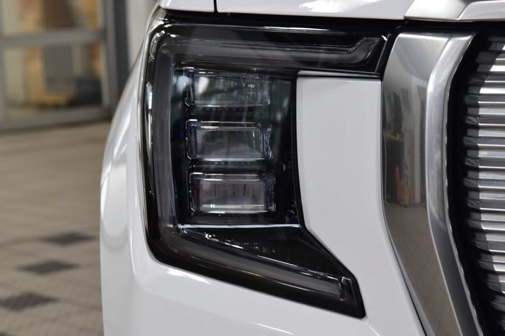 2024 GMC Yukon XL Denali - Photo 12