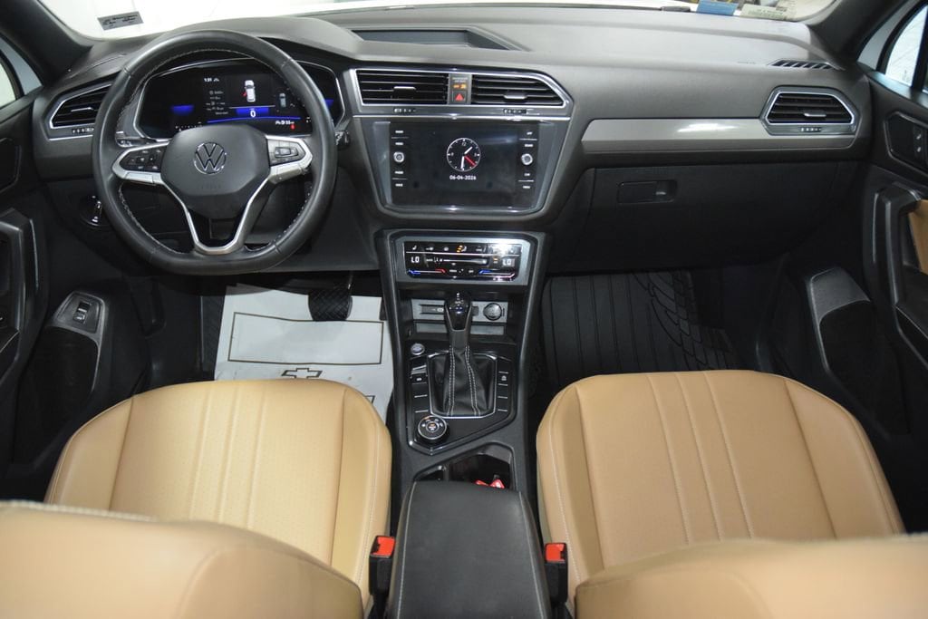 2022 Volkswagen Tiguan SE - Photo 28