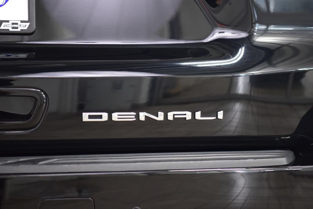 2024 GMC Yukon XL Denali - Photo 24