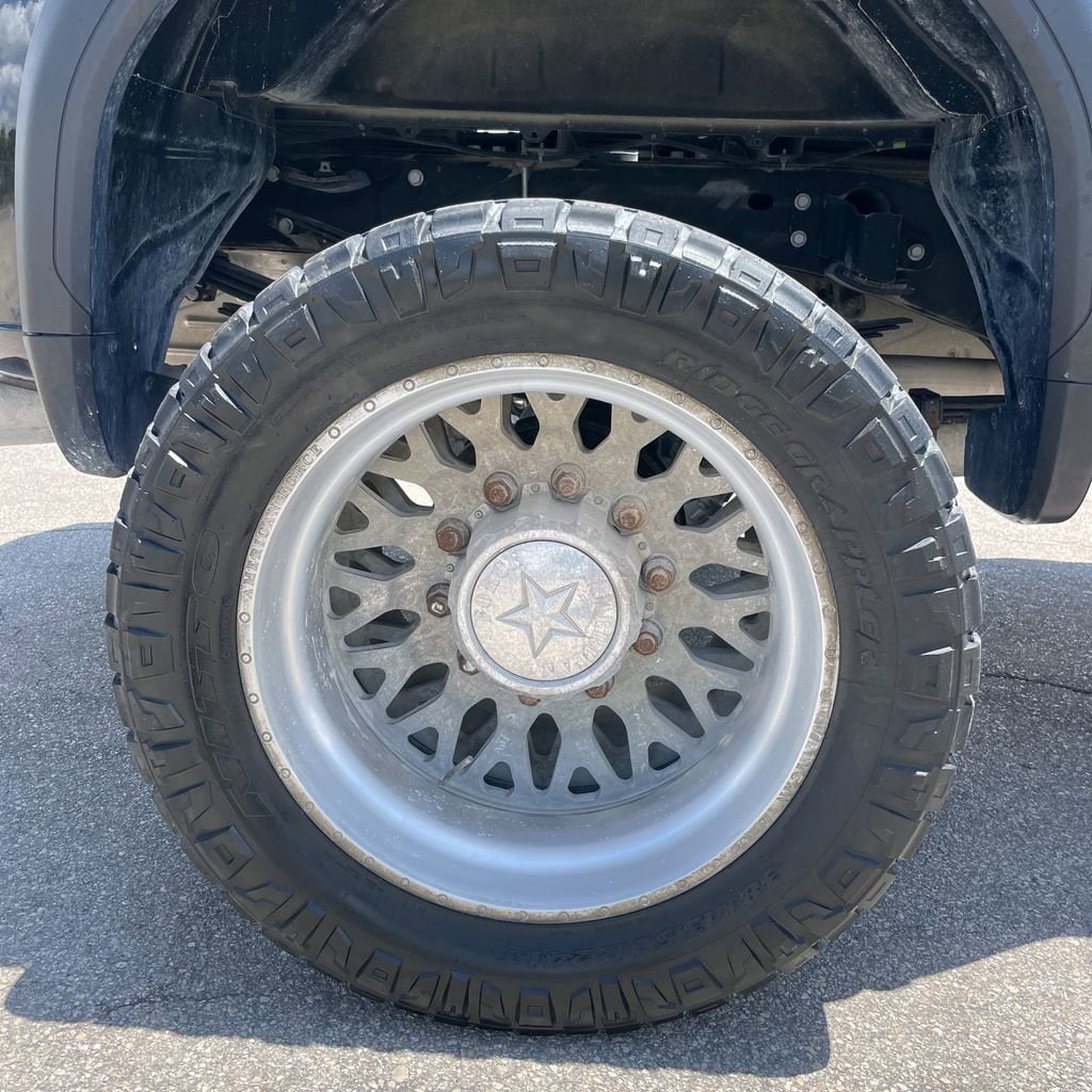 2024 GMC Sierra 3500HD Denali Ultimate - Photo 14