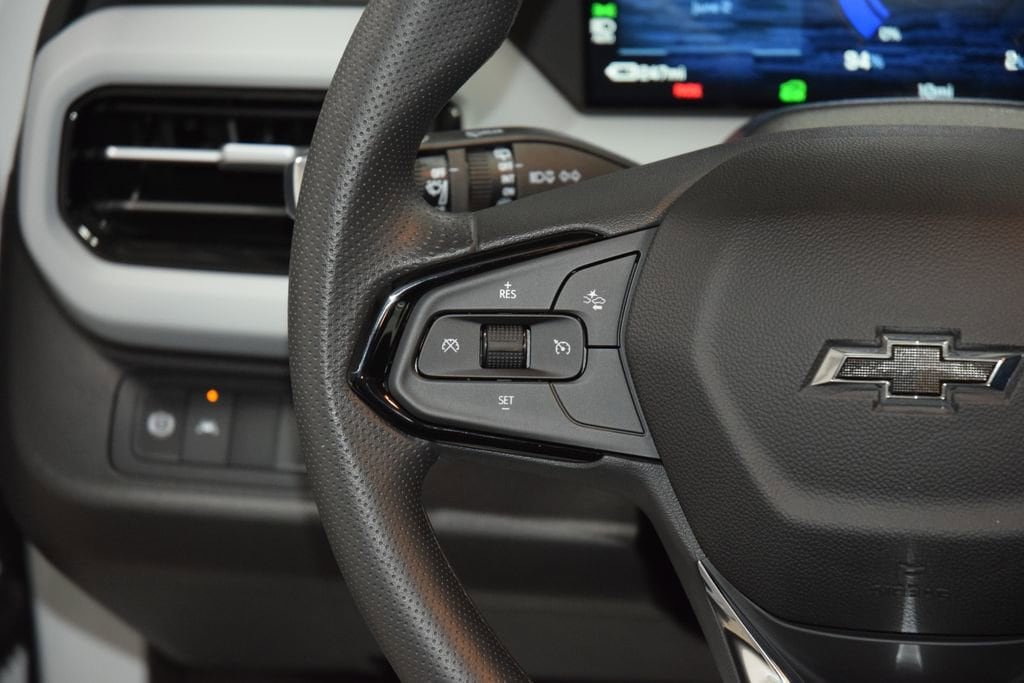 2027 Chevrolet Bolt LT - Photo 31