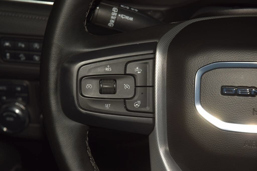 2024 GMC Yukon XL Denali - Photo 39