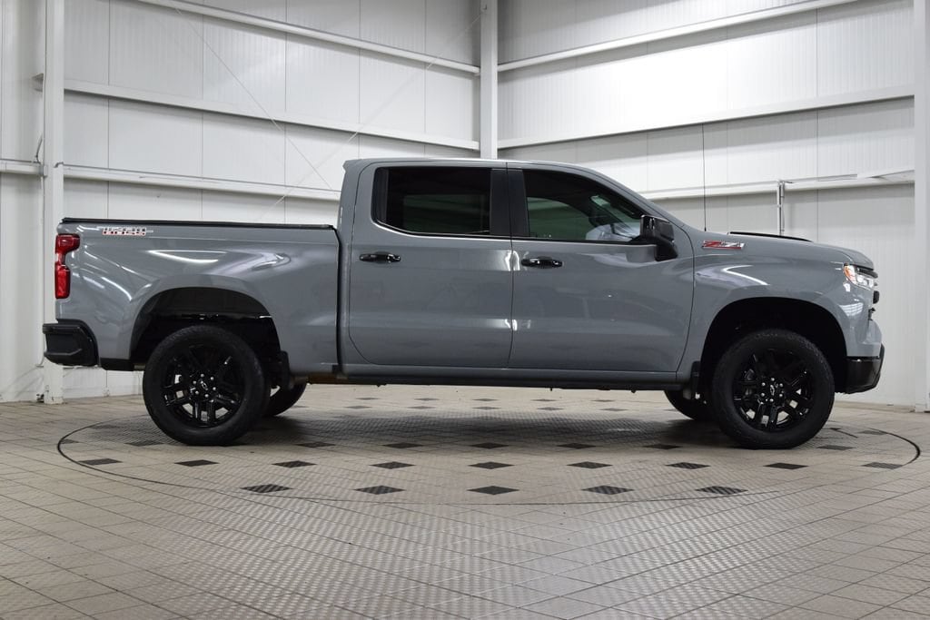 2024 Chevrolet Silverado 1500 LT Trail Boss - Photo 9