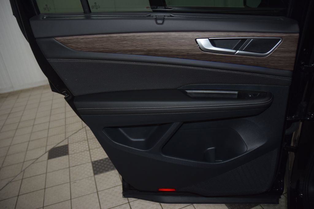 2025 Volkswagen Atlas SEL - Photo 43