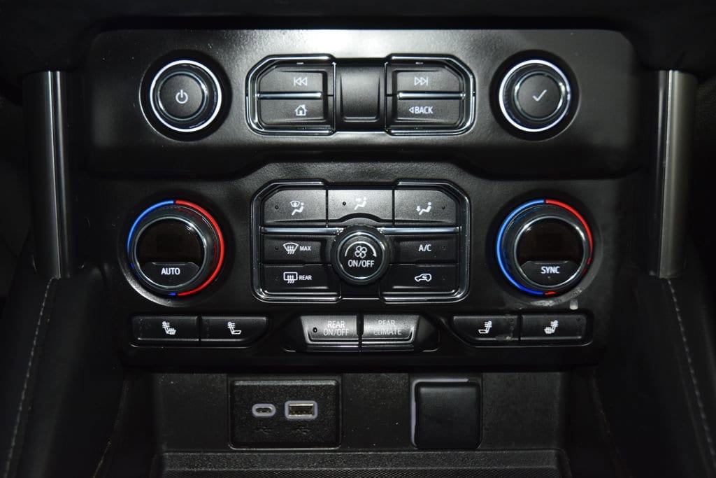 2023 Chevrolet Suburban Z71 - Photo 33