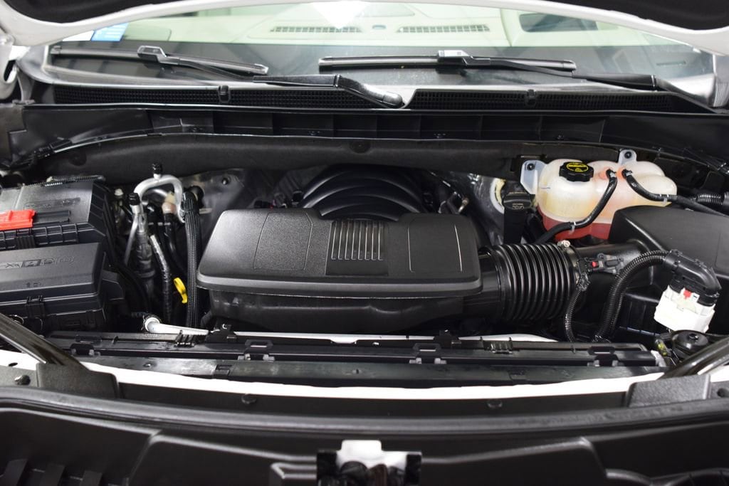 2024 GMC Yukon Denali - Photo 32