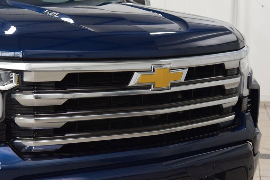 2023 Chevrolet Silverado 1500 High Country - Photo 11