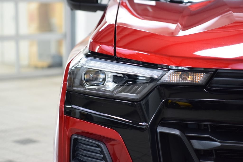 2026 Chevrolet Colorado Z71 - Photo 12