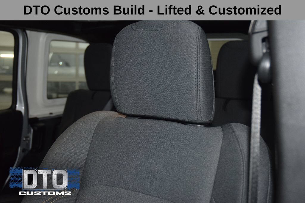 2024 Jeep Wrangler 4-Door Sahara - Photo 38