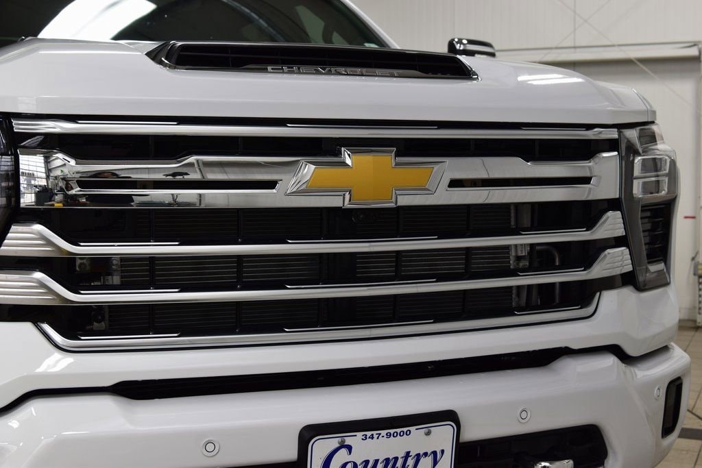 2026 Chevrolet Silverado 3500 HD High Country - Photo 11