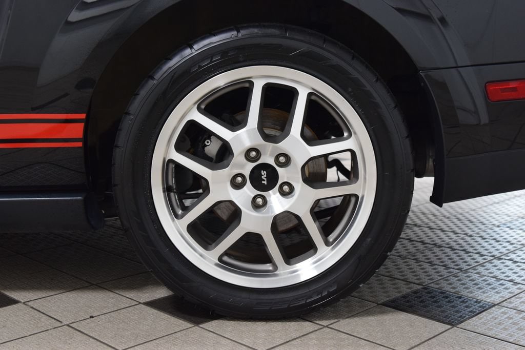 2009 Ford Mustang Shelby GT500 - Photo 29