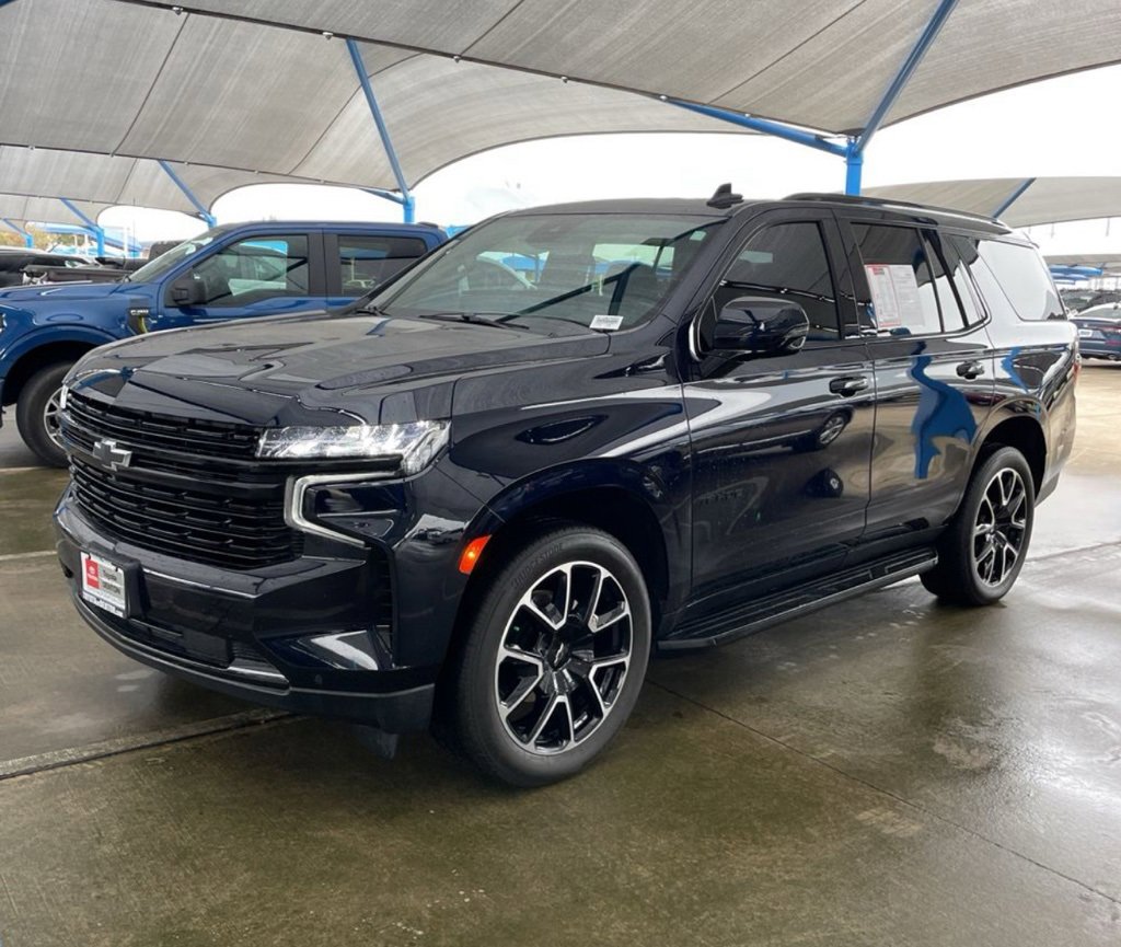 2024 Chevrolet Tahoe RST photo 3