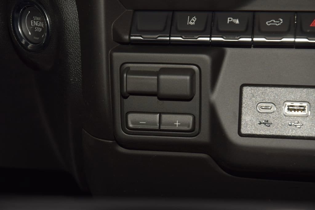 2026 Chevrolet Silverado 2500 HD Custom - Photo 35