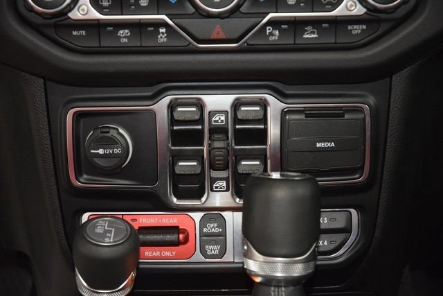 2024 Jeep Wrangler 4-Door Rubicon 392 - Photo 36