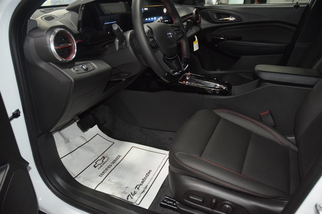 2026 Chevrolet Trax RS - Photo 36