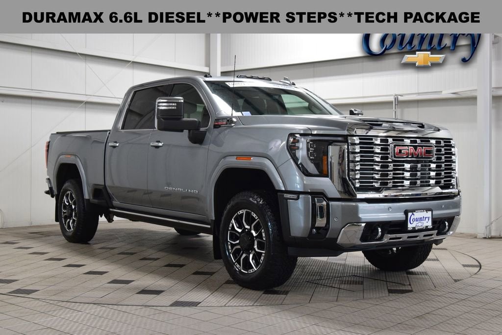 2024 GMC Sierra 4WD Crew Cab Standard Box Denali's photo