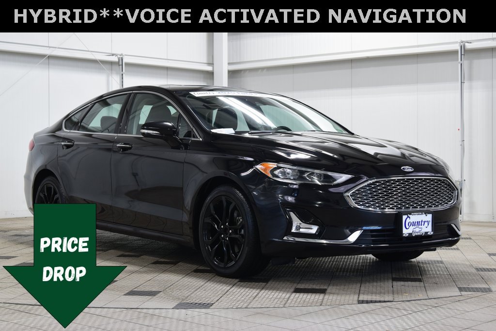2020 Ford Fusion Hybrid Titanium's photo