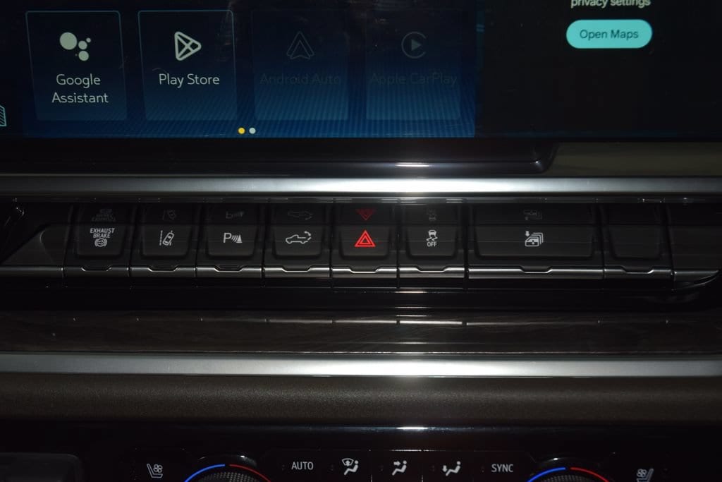 2025 Chevrolet Silverado 3500HD LTZ - Photo 36