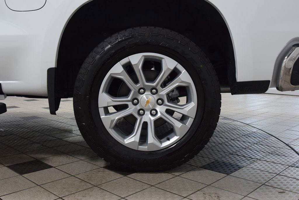 2026 Chevrolet Silverado 1500 LTZ - Photo 26