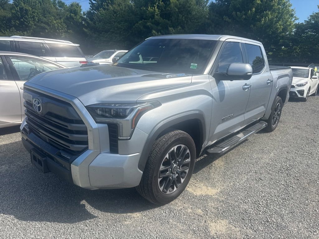 2024 Toyota Tundra Limited - Photo 3