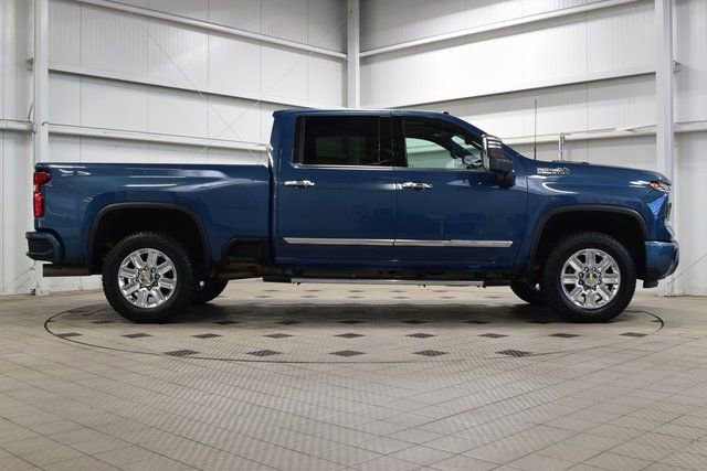 2024 Chevrolet Silverado 3500HD High Country - Photo 9