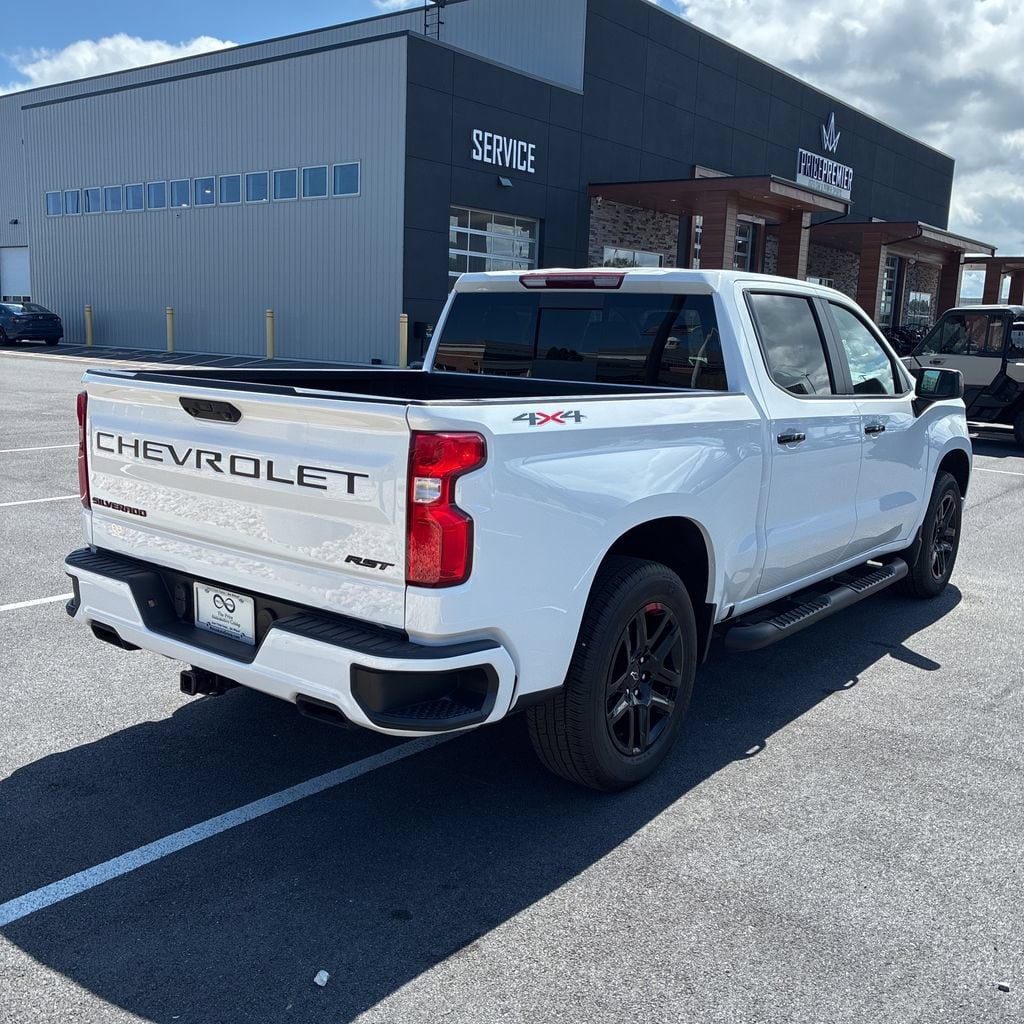 2024 Chevrolet Silverado 1500 RST - Photo 11