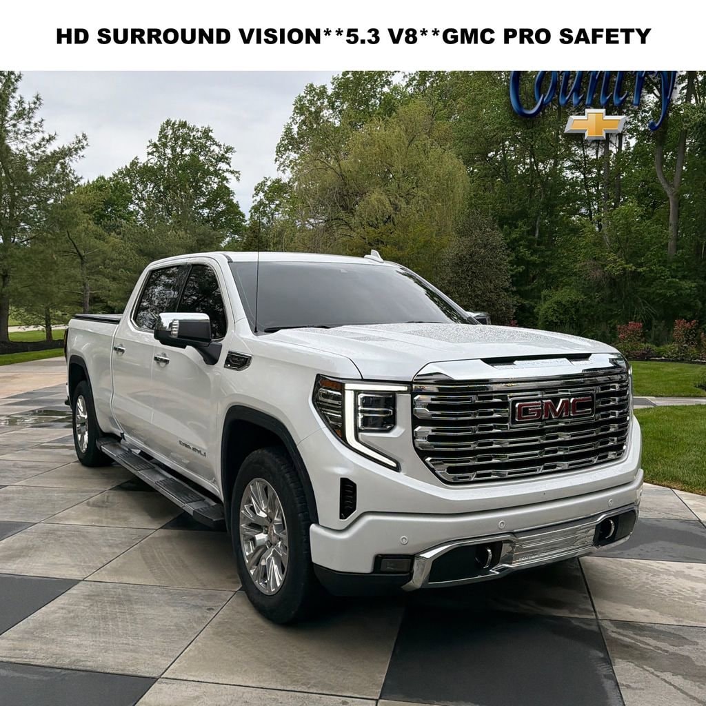 2023 GMC Sierra 4WD Crew Cab Short Box Denali's photo