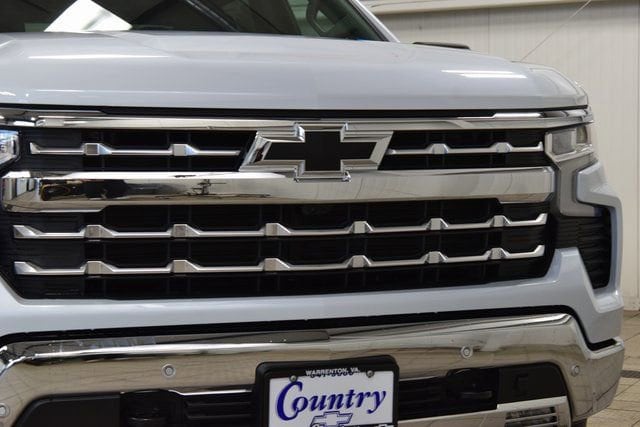 2026 Chevrolet Silverado 1500 LTZ - Photo 11