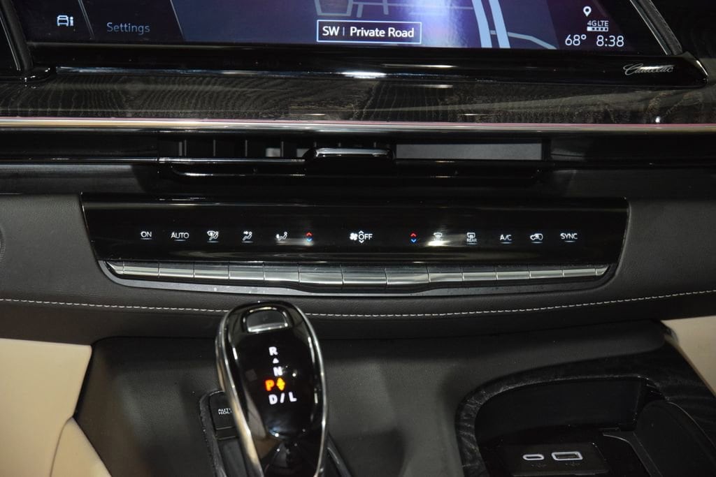 2023 Cadillac Escalade Premium Luxury - Photo 34