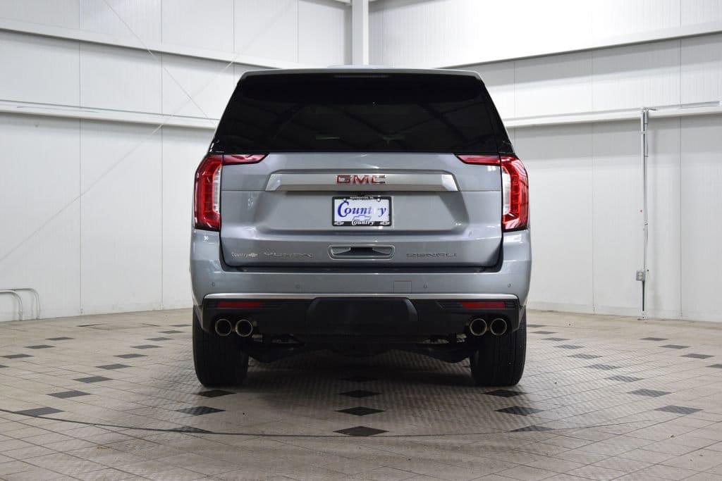 2024 GMC Yukon Denali - Photo 7