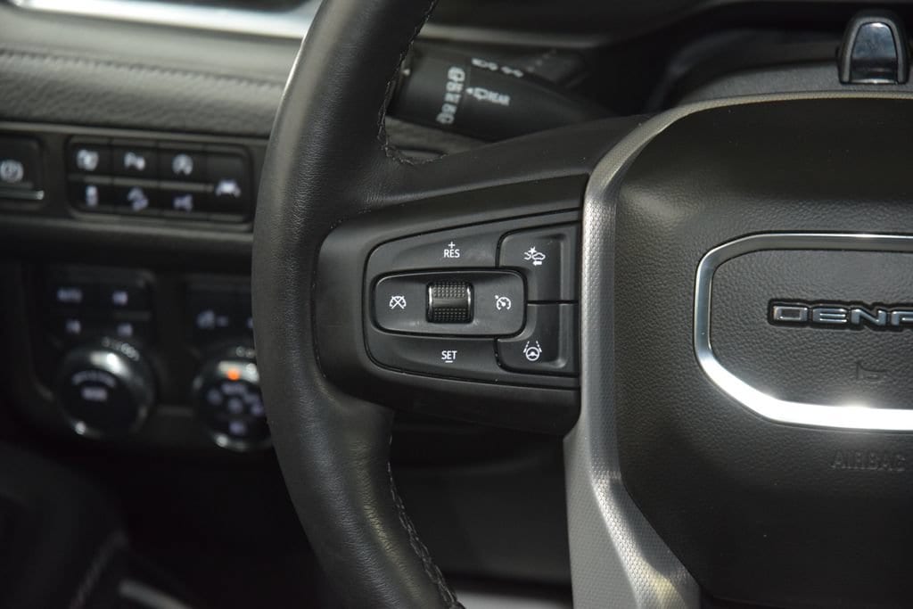 2024 GMC Yukon XL Denali - Photo 39