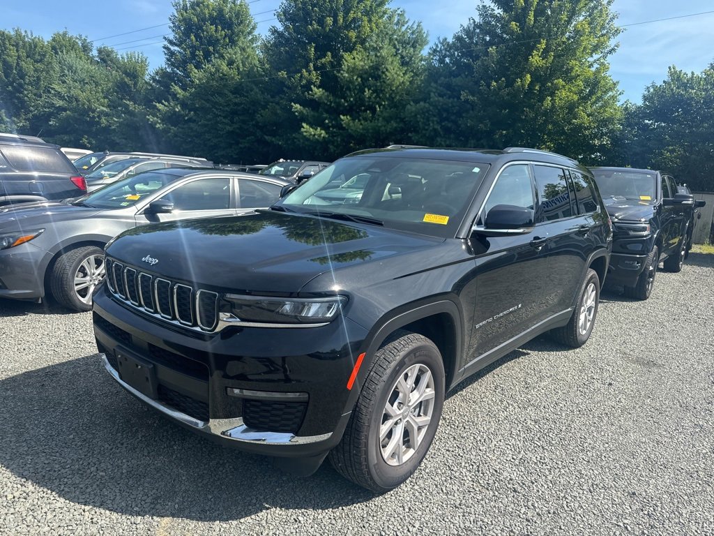 2021 Jeep Grand Cherokee Limited photo 3