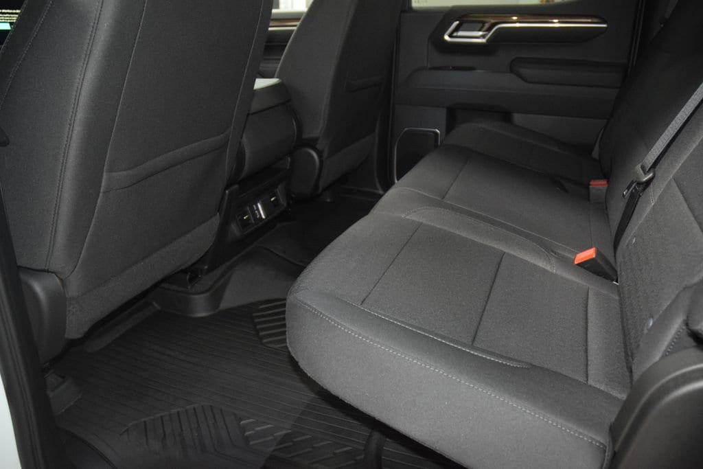 2026 Chevrolet Silverado 1500 LT - Photo 43