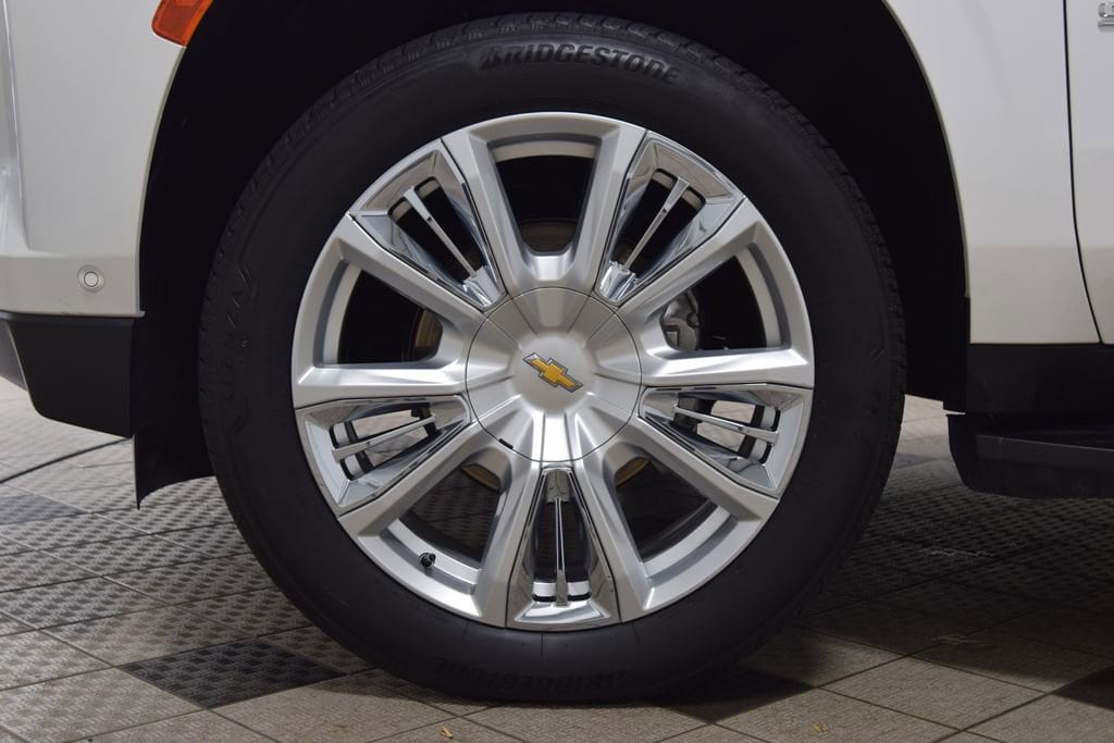 2024 Chevrolet Suburban High Country - Photo 27