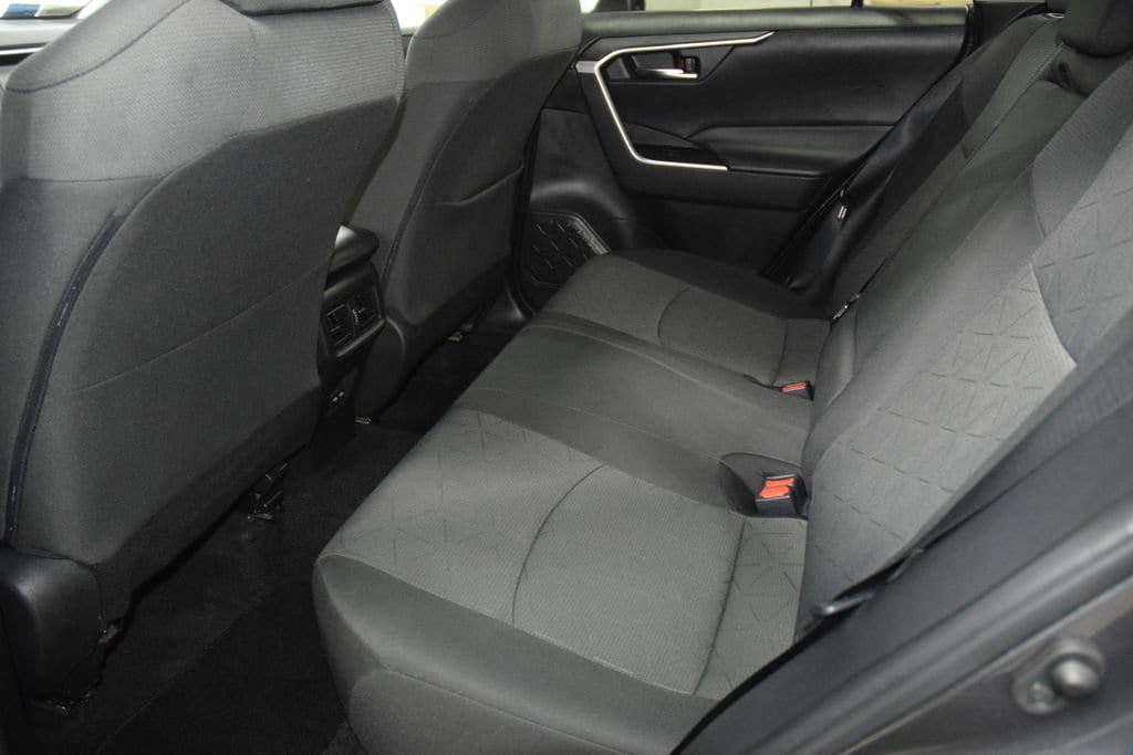 2022 Toyota RAV4 XLE - Photo 41