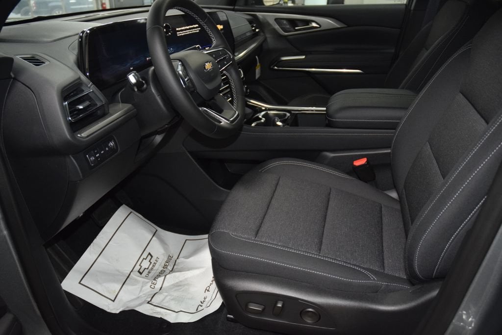 2026 Chevrolet Traverse LT - Photo 37