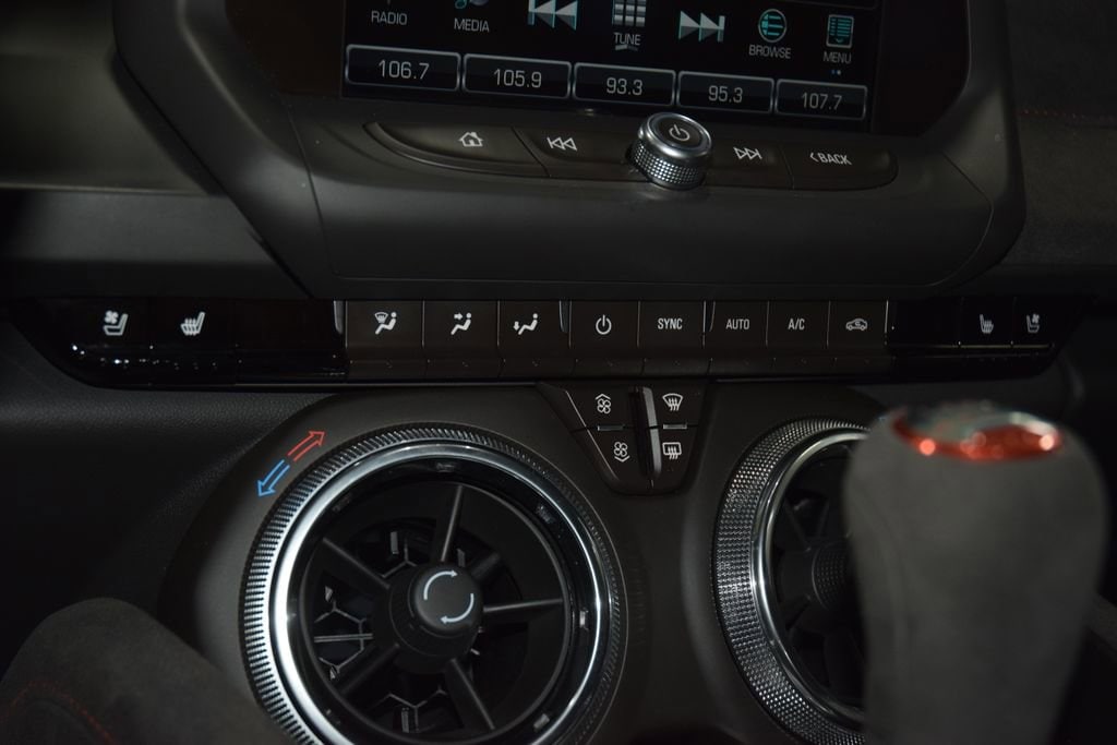 2018 Chevrolet Camaro ZL1 - Photo 40