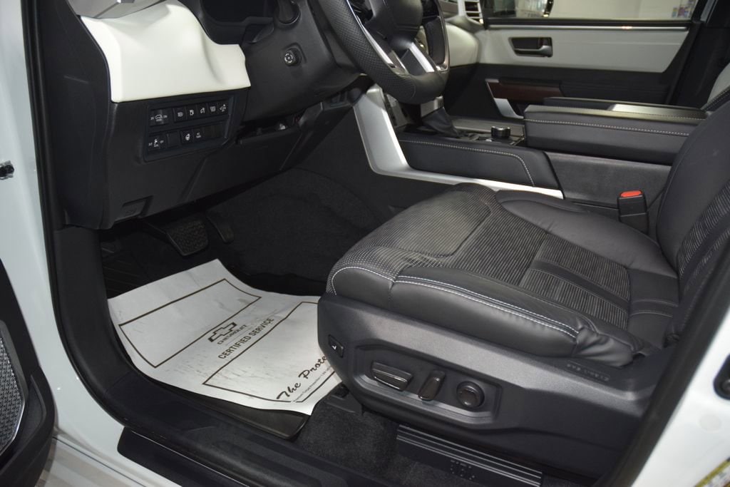 2025 Toyota Sequoia Capstone - Photo 42
